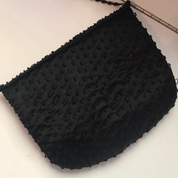 Beaded crossover bag. OFFERS SO WELCOME - Picture 2 of 3